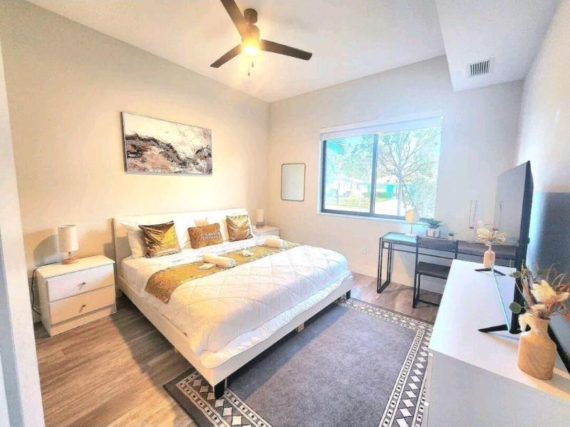 Lux And Cozy 2beds 2 Baths Up To 8 Guest image