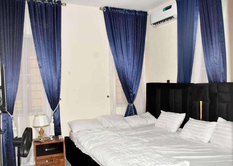 Impeccable 4 Bed House In Lagos Nigeria image