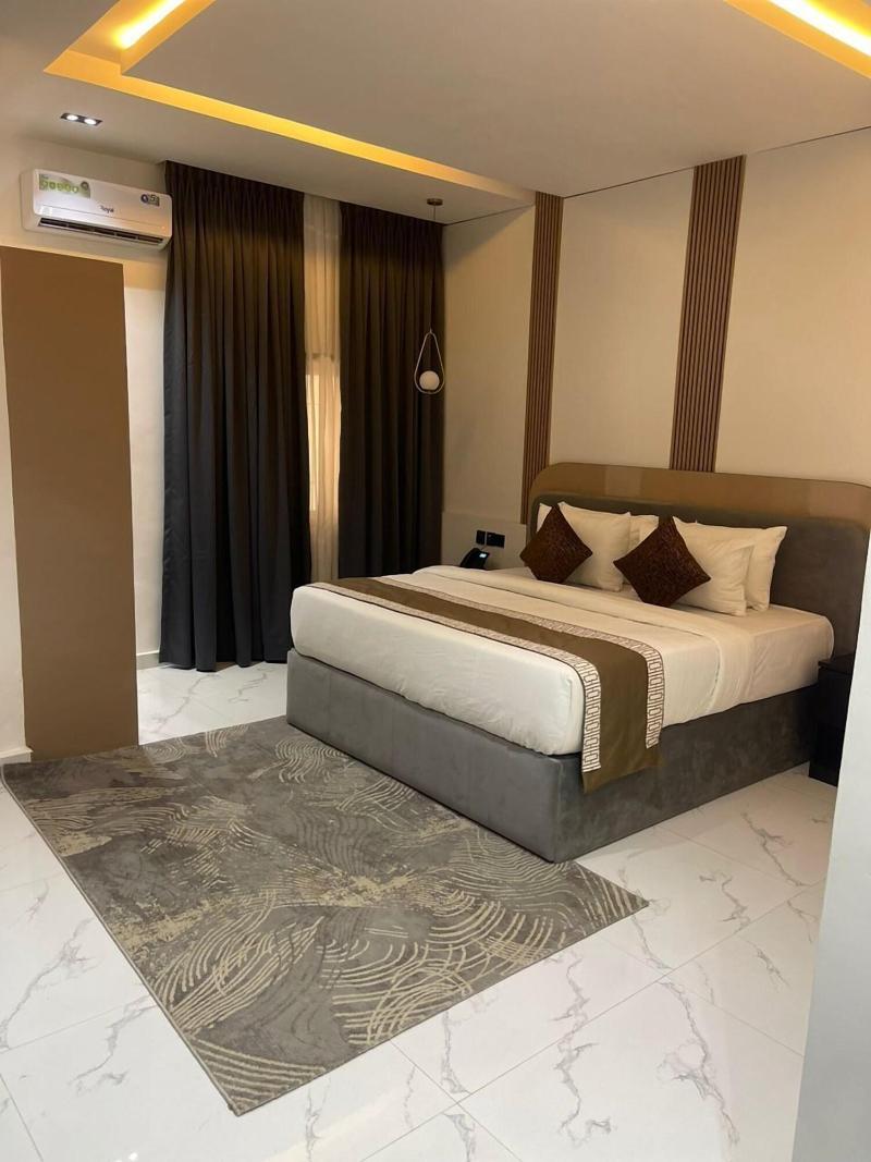 Portland Suites image