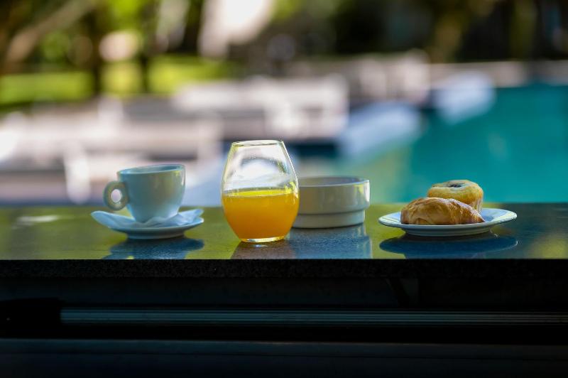 Be House Suites Spa image