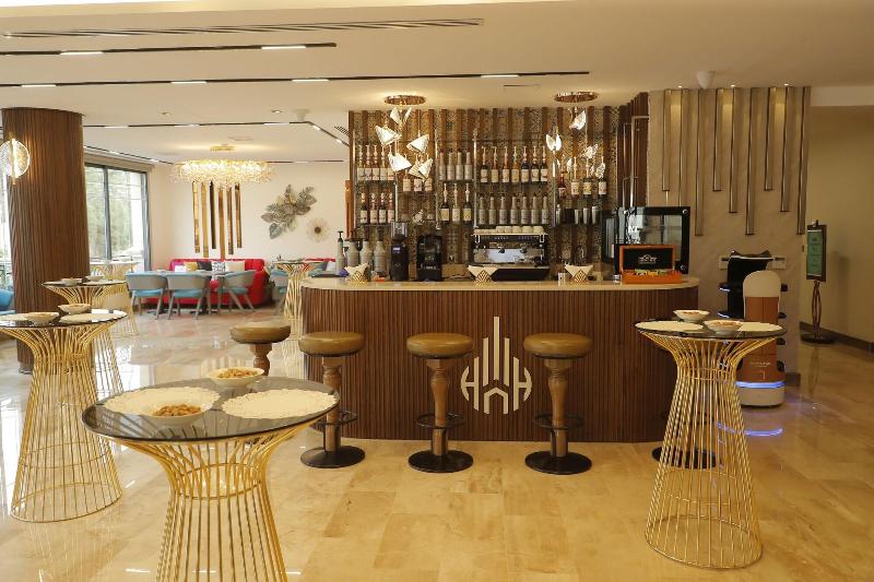 Soho Midtown Hotel image