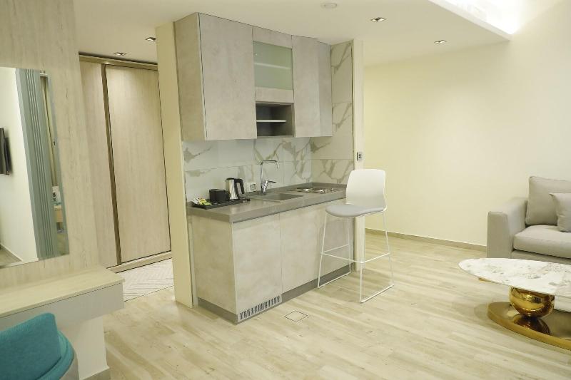 Soho Midtown Hotel image