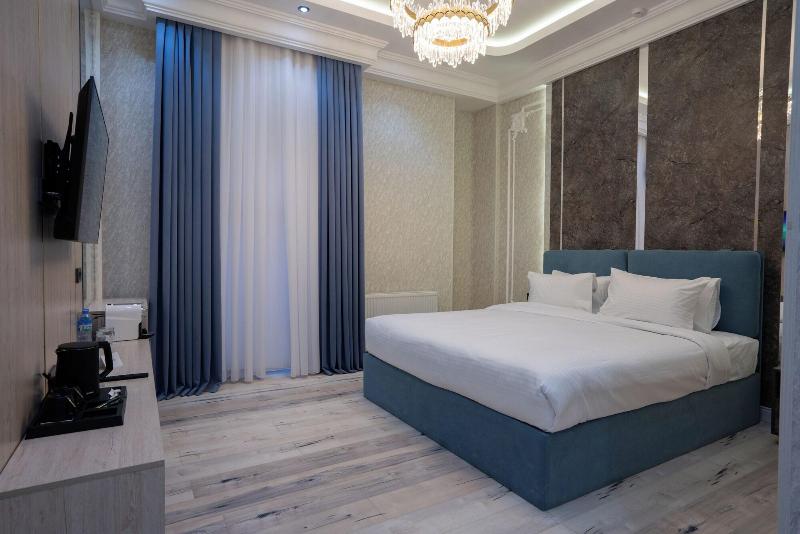 Baden Baden Hotel image