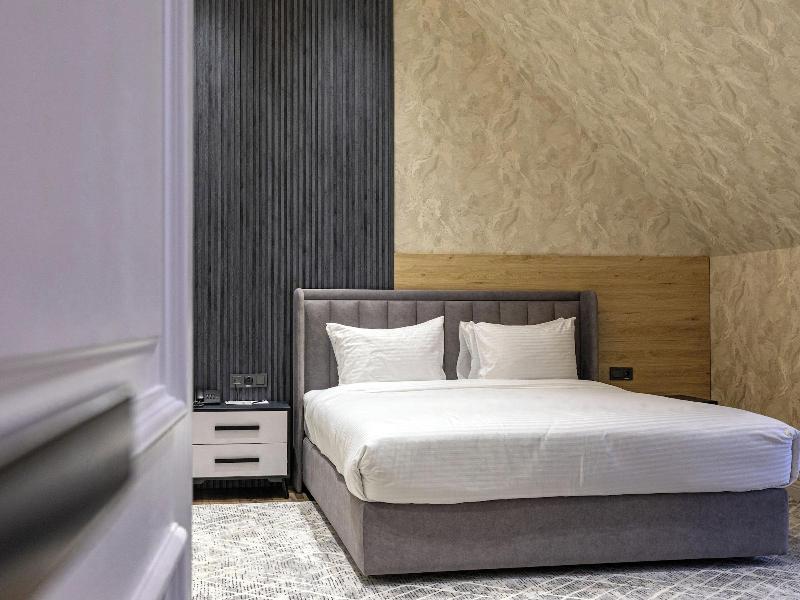 Baden Baden Hotel image