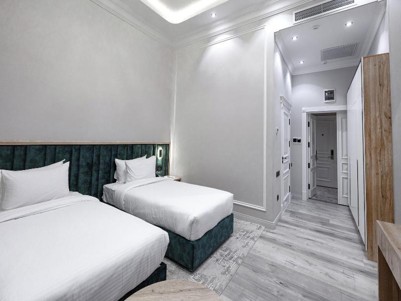Baden Baden Hotel image