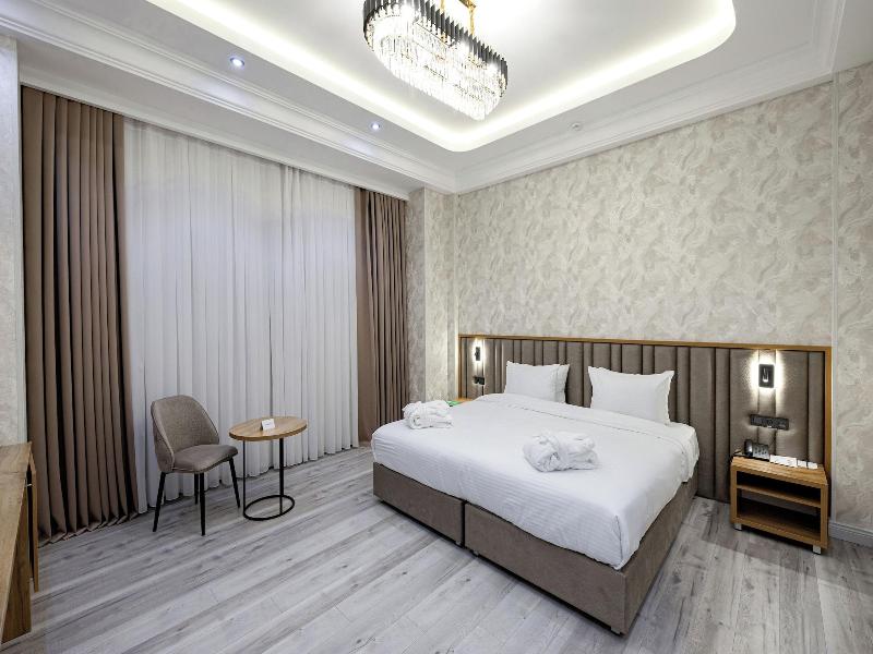 Baden Baden Hotel image