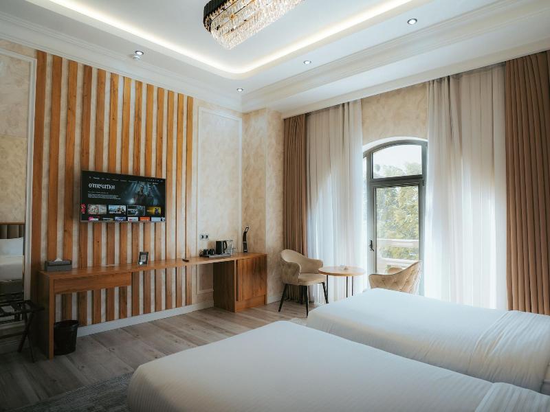 Baden Baden Hotel image