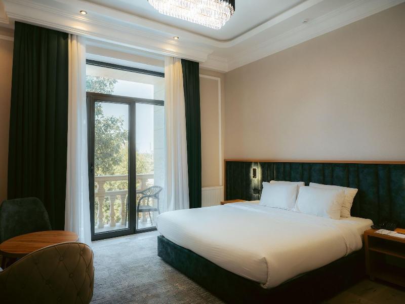 Baden Baden Hotel image