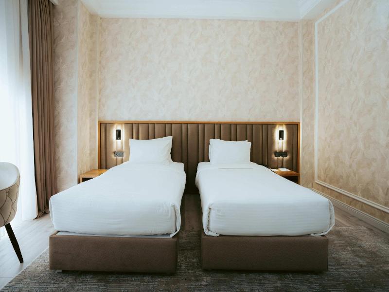 Baden Baden Hotel image