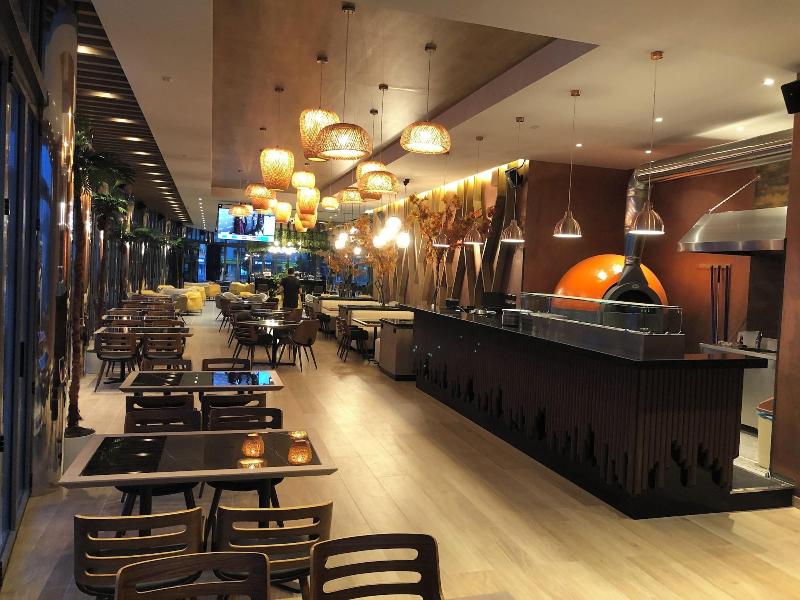 Riverside Rooms At Hotel Fieri image