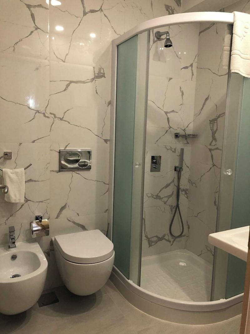 Riverside Rooms At Hotel Fieri image
