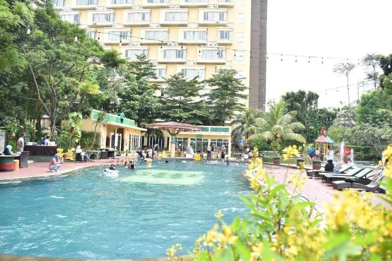 Syariah Hotel Sentul image