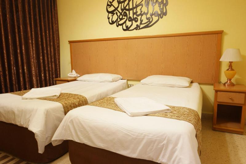 Moab Land Hotel image