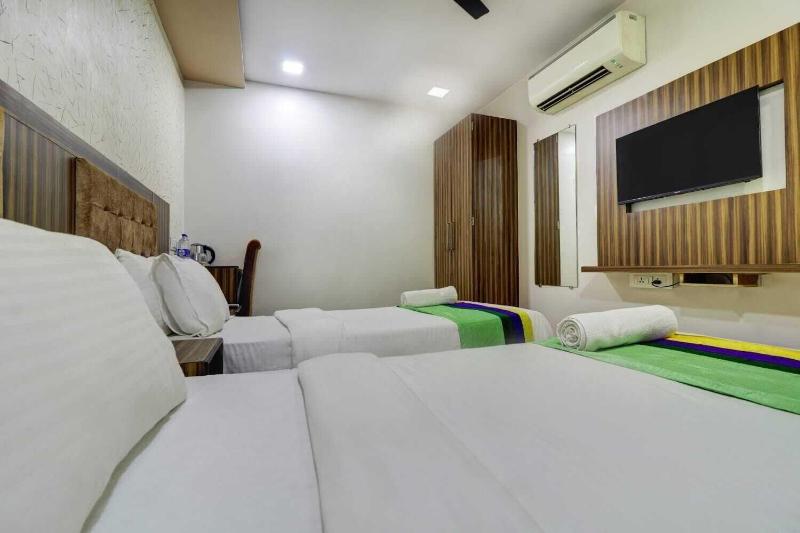 Hotel New Blue Sapphire Residency image
