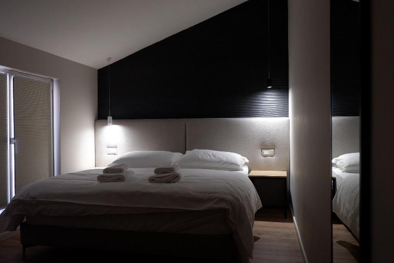 D Rooms City Center Tirana 2