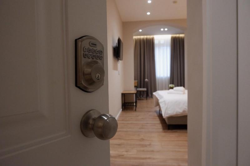 D Rooms City Center Tirana image
