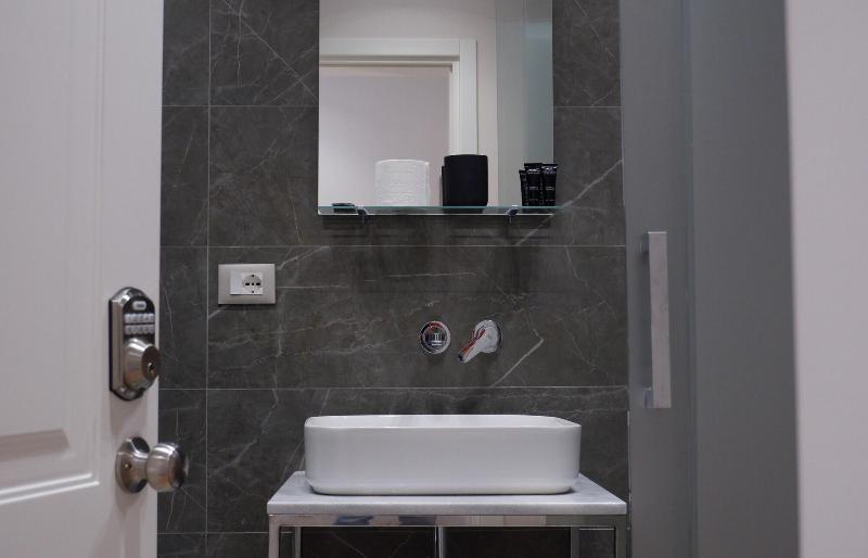 D Rooms City Center Tirana image