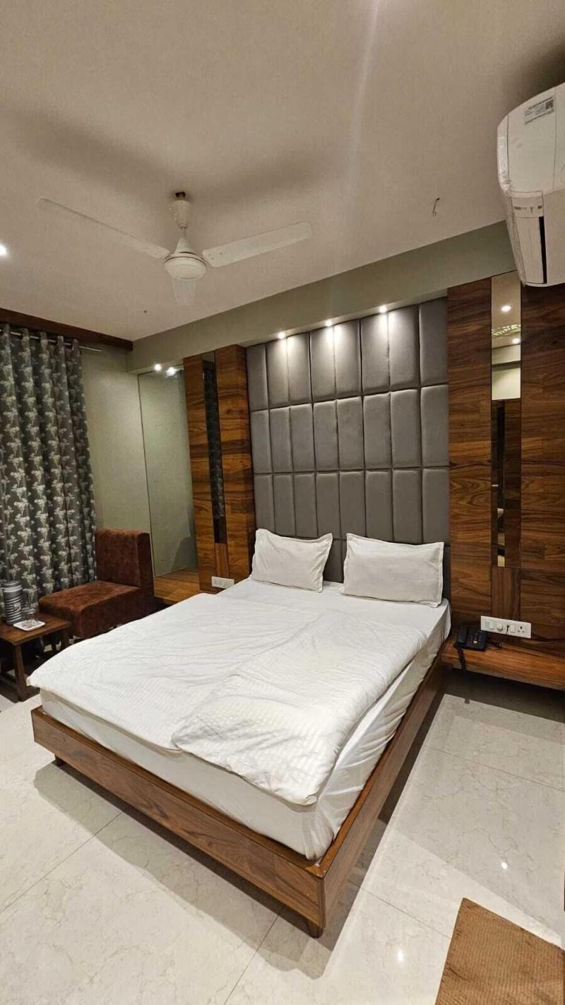 Hotel Pushpa Inn 3