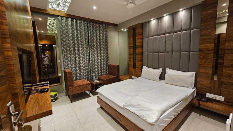 Hotel Pushpa Inn 4