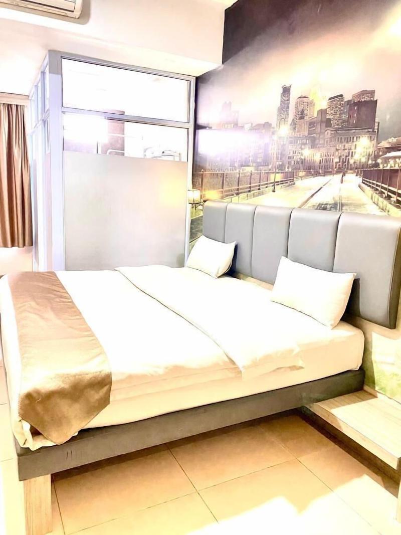 Os Hotel Tanjung Uncang image