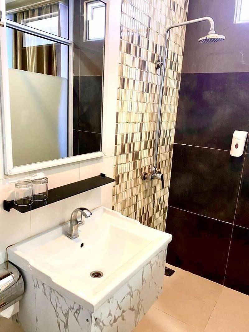 Os Hotel Tanjung Uncang image