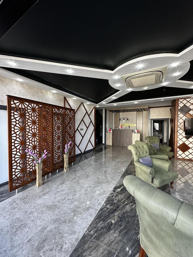 Kaya Home Apart image