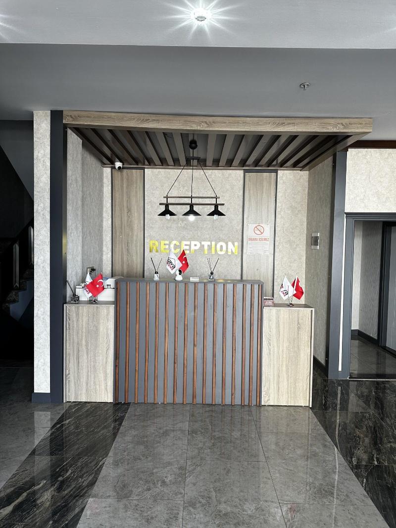 Kaya Home Apart image