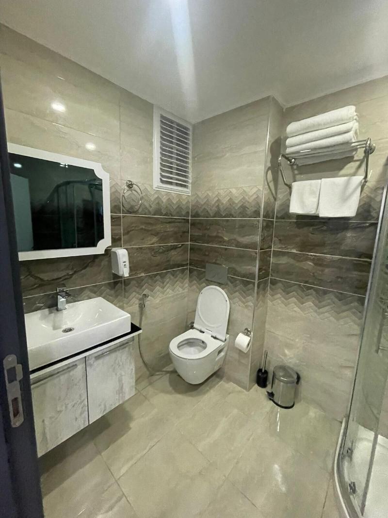 Kaya Home Apart image