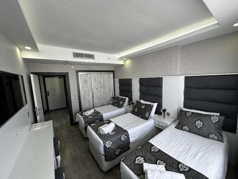 Kaya Home Apart image