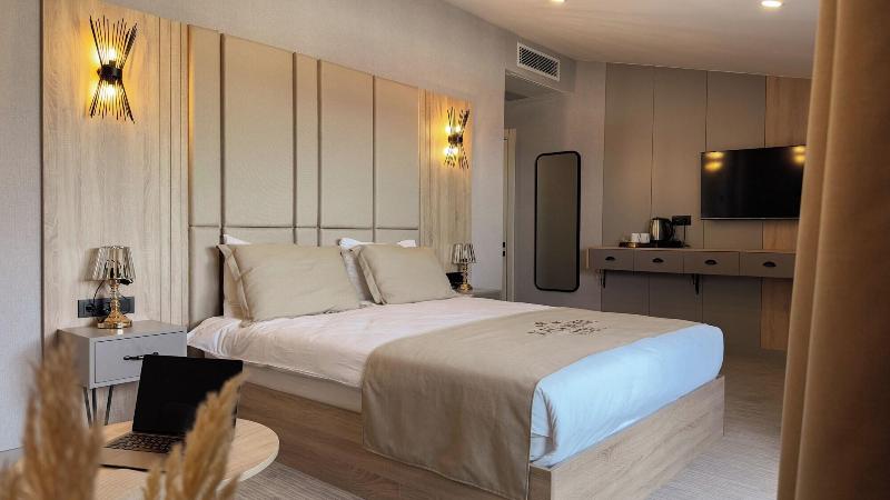 Kaya Home Apart image