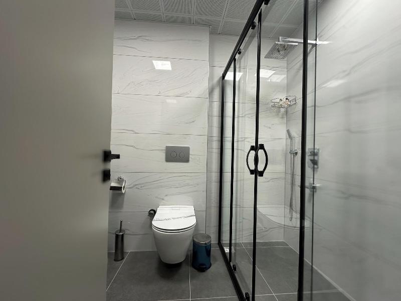 Kaya Home Apart image
