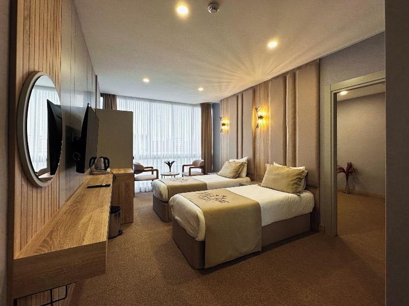 Kaya Home Apart image