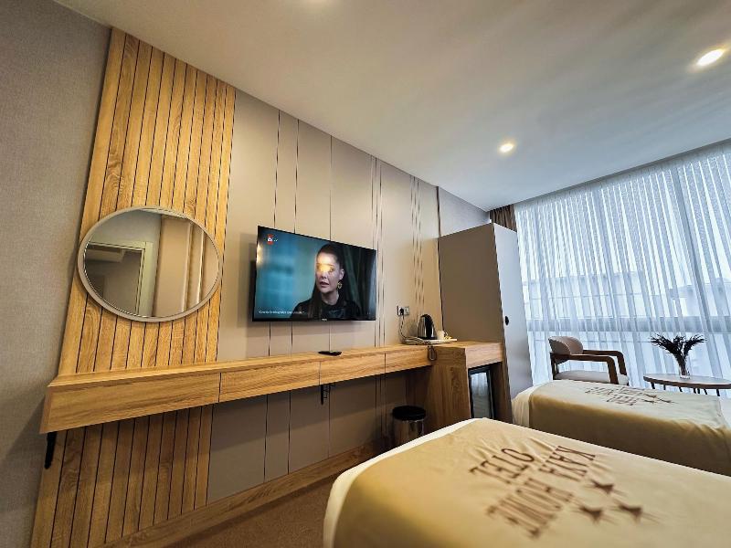 Kaya Home Apart image