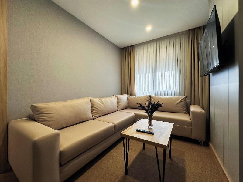 Kaya Home Apart image
