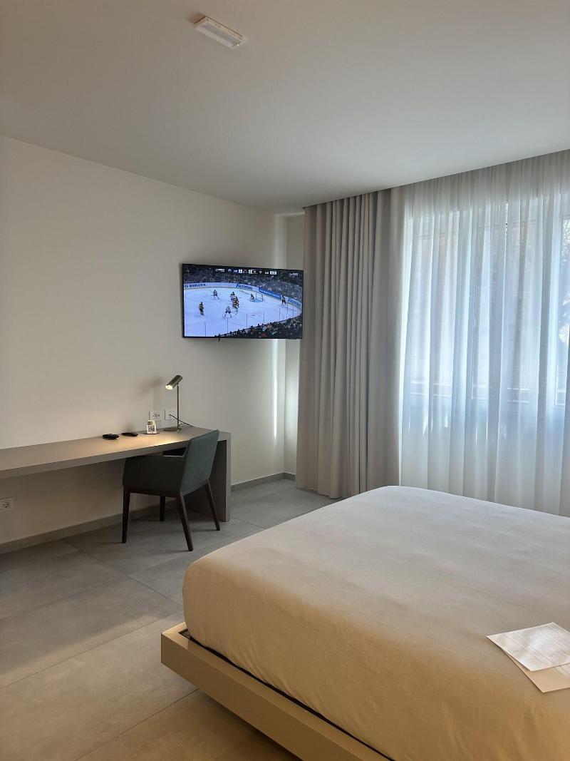 Al Suite image