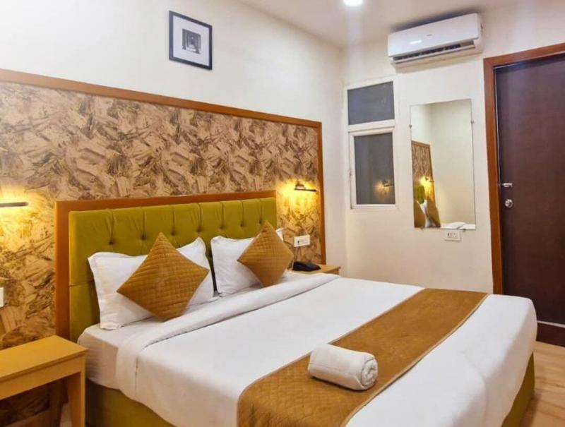 Hotel Silver Saffron Peeragarhi image