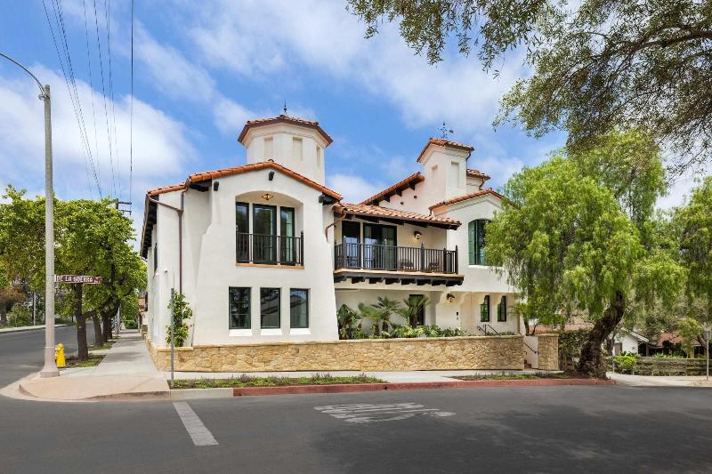 Casa De La Vina image