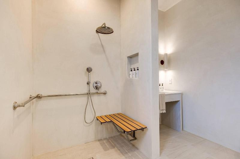 Casa De La Vina image