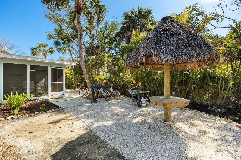 Driftwood Inn image
