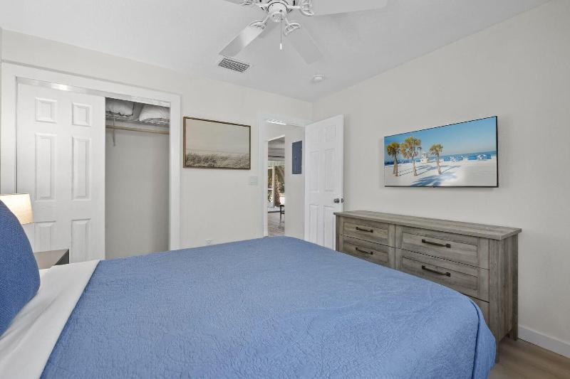 Driftwood Inn image