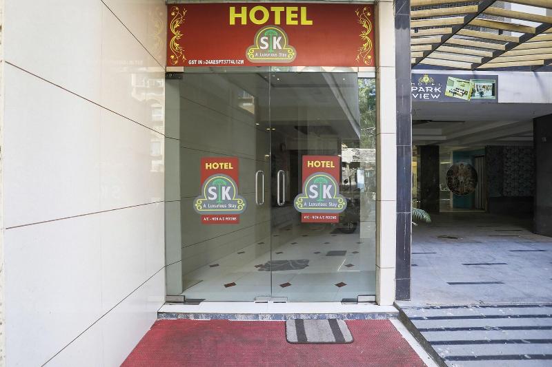 Fabhotel Sk image