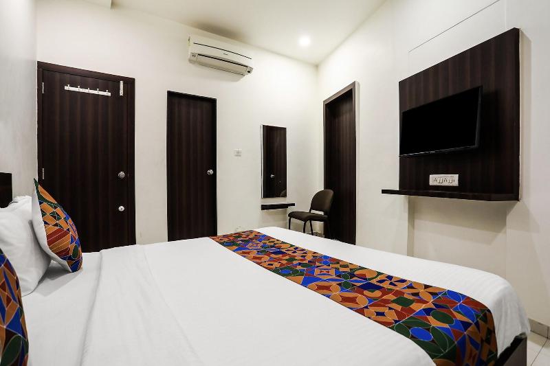 Fabhotel Sk image