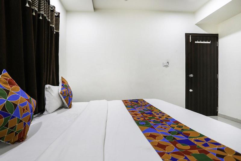 Fabhotel Sk image