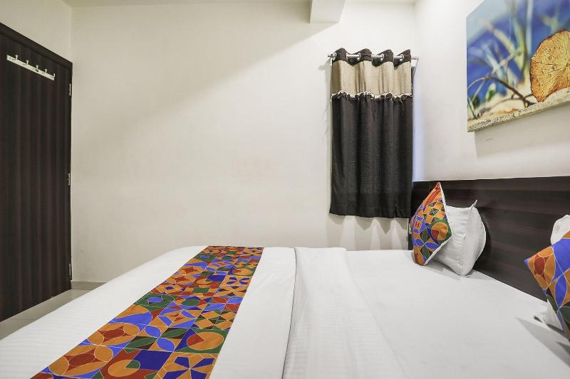 Fabhotel Sk image