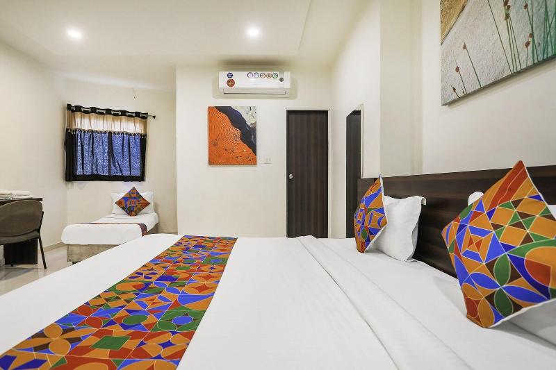 Fabhotel Sk image