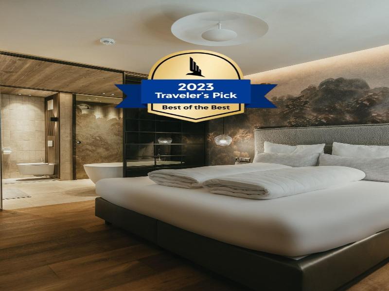 Black Eagle Luxury Appartements image