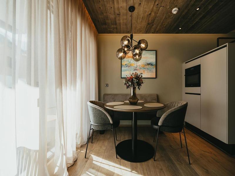 Black Eagle Luxury Appartements image