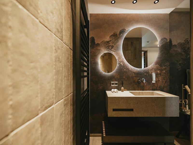 Black Eagle Luxury Appartements image