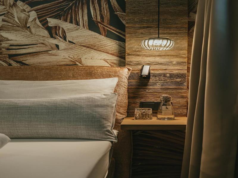 Black Eagle Luxury Appartements image