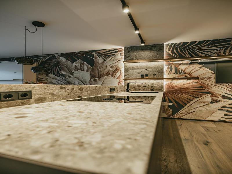 Black Eagle Luxury Appartements image